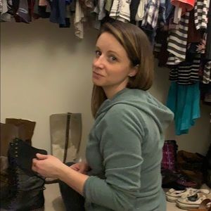 Meet your Posher, Julia